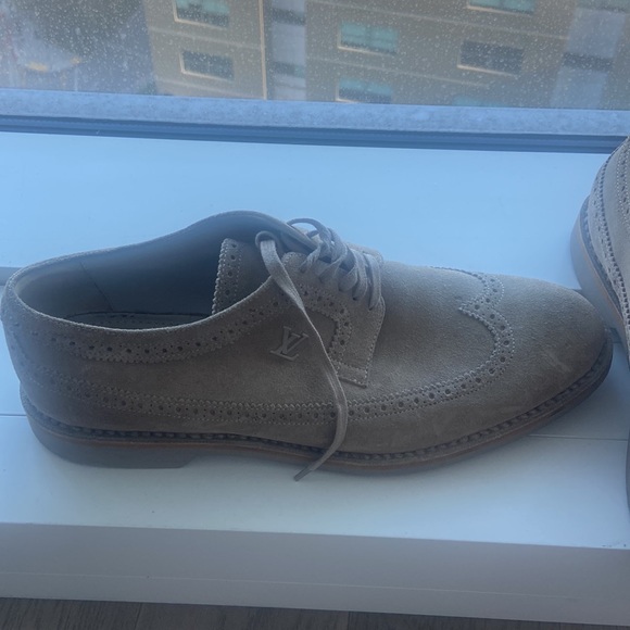 Mens Louis Vuitton baroque loafers - Picture 2 of 6